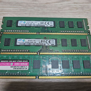 DDR3 4GB 메모리 3개
