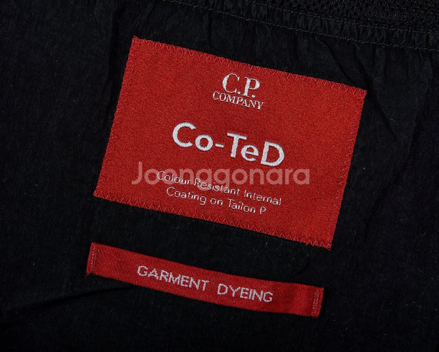 CP컴퍼니 매트로 폴리스 재킷 CD-TED 팝니다.--9