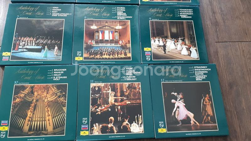 세계의 명곡 LP 48장 4장씩 12박스--1