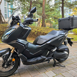 24년식 ADV350 짧은 키로수 블랙 판매