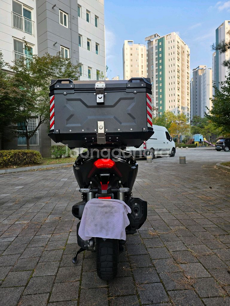 24년식 ADV350 짧은 키로수 블랙 판매--3