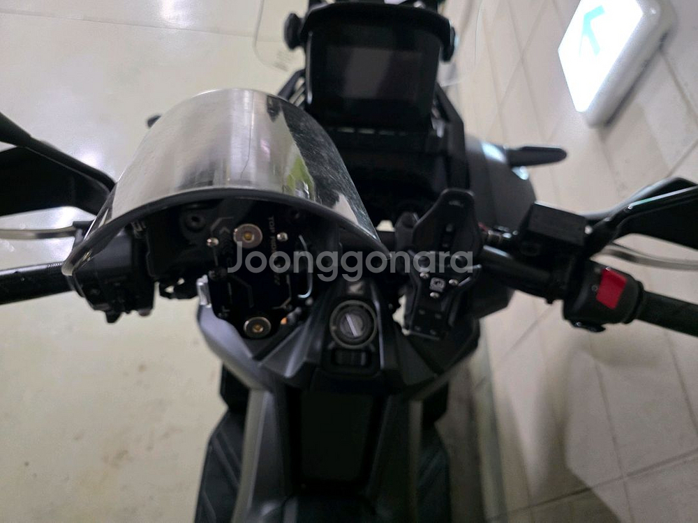 24년식 ADV350 짧은 키로수 블랙 판매--6