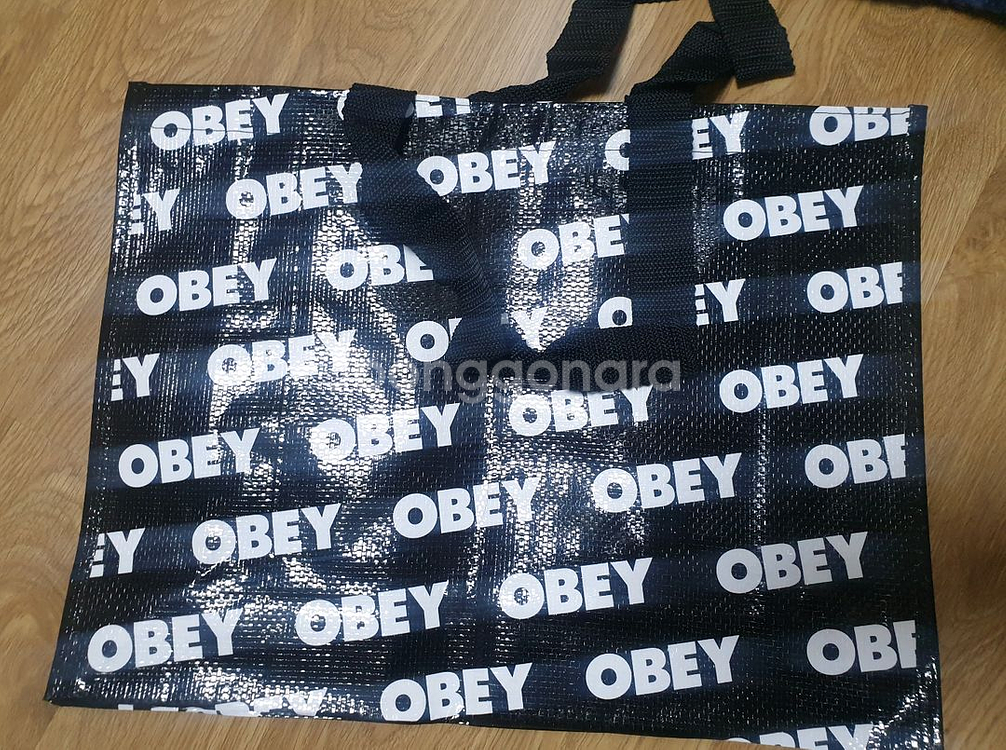 일본 OBEY 오베이 리유저블백 새상품--0