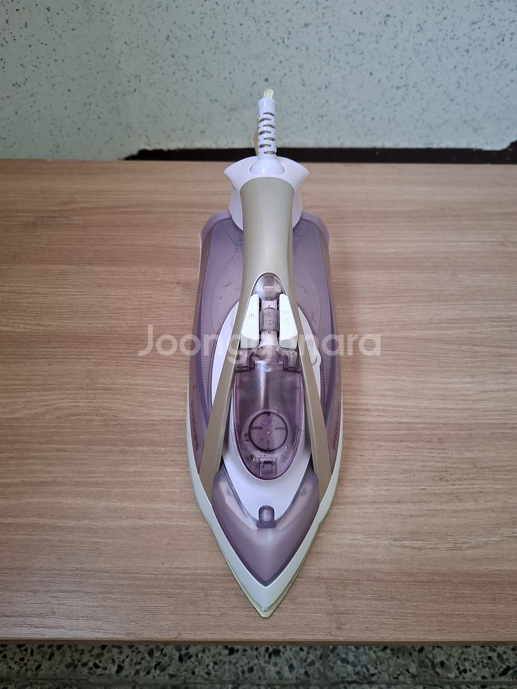 필립스 스팀다리미 GC3300 판매합니다~~--4