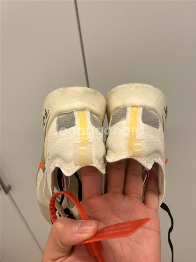 나이키 오프화이트 더텐 줌플라이 SP--3