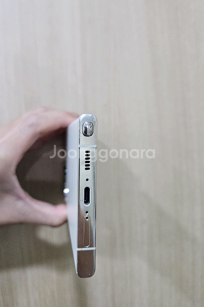 갤럭시 S23울트라 256G 팝니다--5