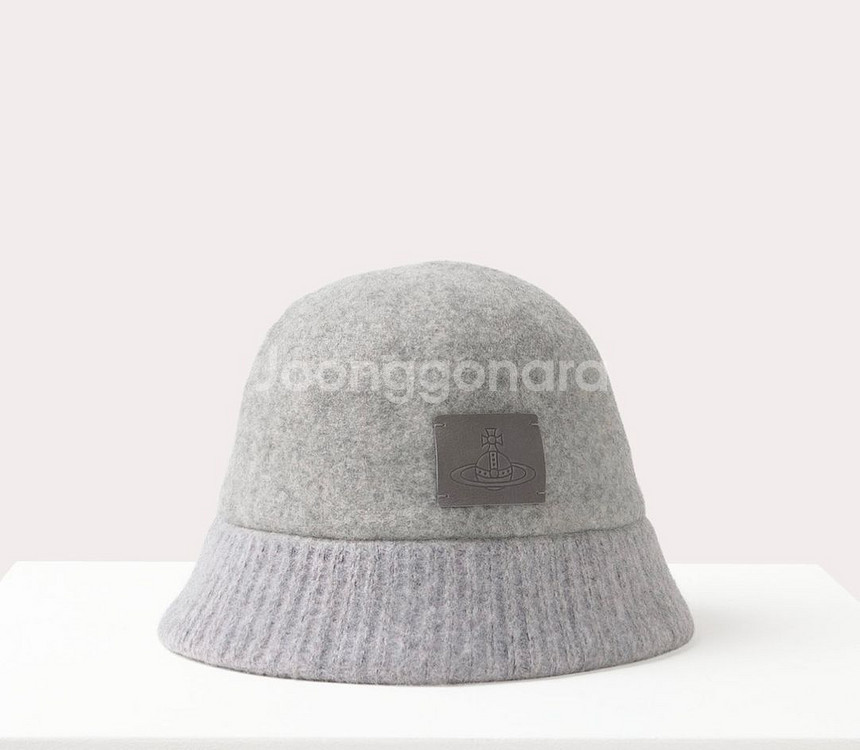 비비안웨스트우드 가죽패치 버킷햇 립바스크햇 그레이--0