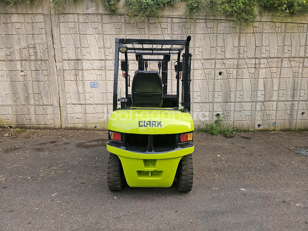 중고지게차 삼성 클라크 FX203D 디젤 2톤 지게차--6