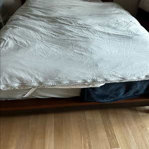 까사미아 퀸사이즈 침대 프레임과 벤치세트 (그린랜드)