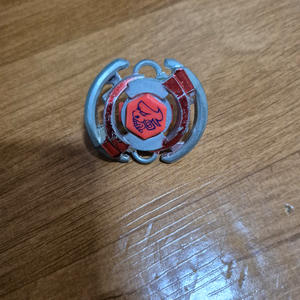 메탈베이블레이드 bb-02 불 125SF 정품팝니다