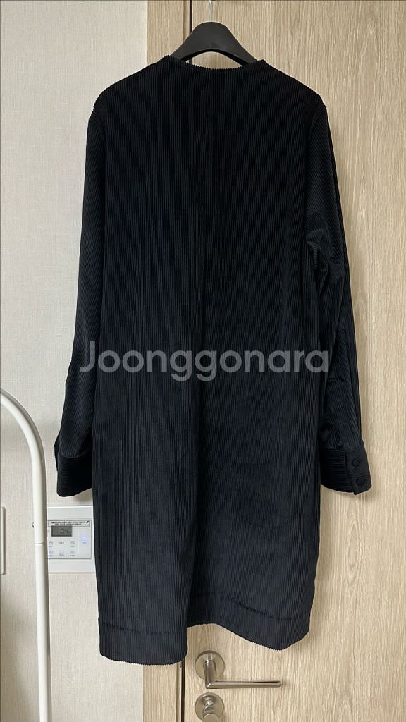 코스 COS 에이라인 코듀로이 셔츠 드레스 블랙--4