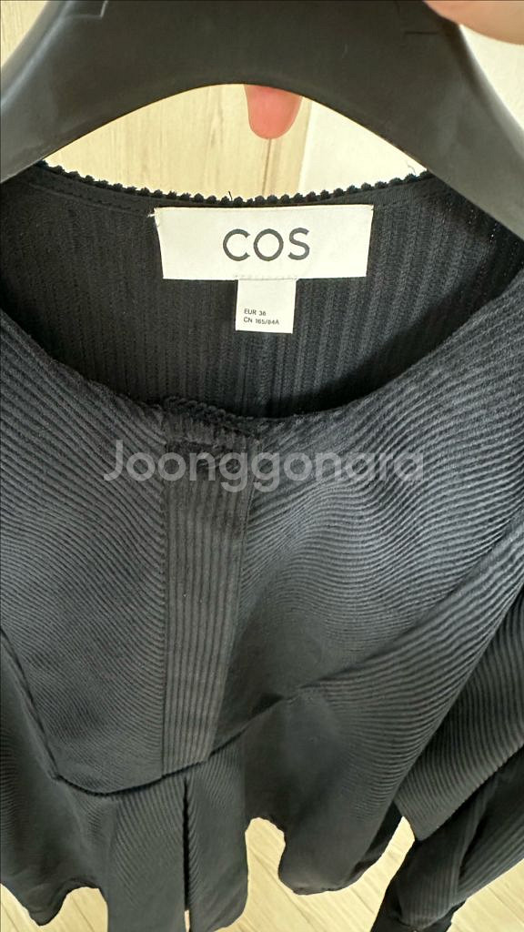 코스 COS 에이라인 코듀로이 셔츠 드레스 블랙--5