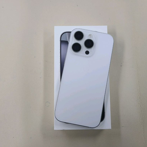 아이폰16프로 128G 밧데리93프로 무기스 무찍힘 ^