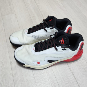 뉴발란스 카와이4 280 농구화