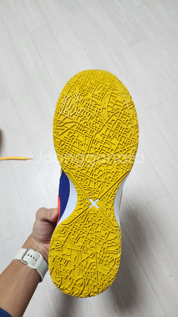 나이키 르브론 넥스트젠 ep 타이탄 285 농구화--7