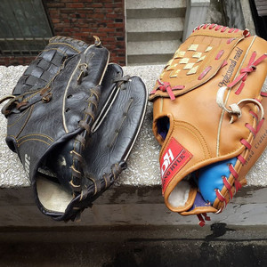 어린이 야구글러브 세트 2개 택포 25000