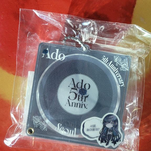 Ado 팝업 서울한정 아크릴 뱃지 케이스