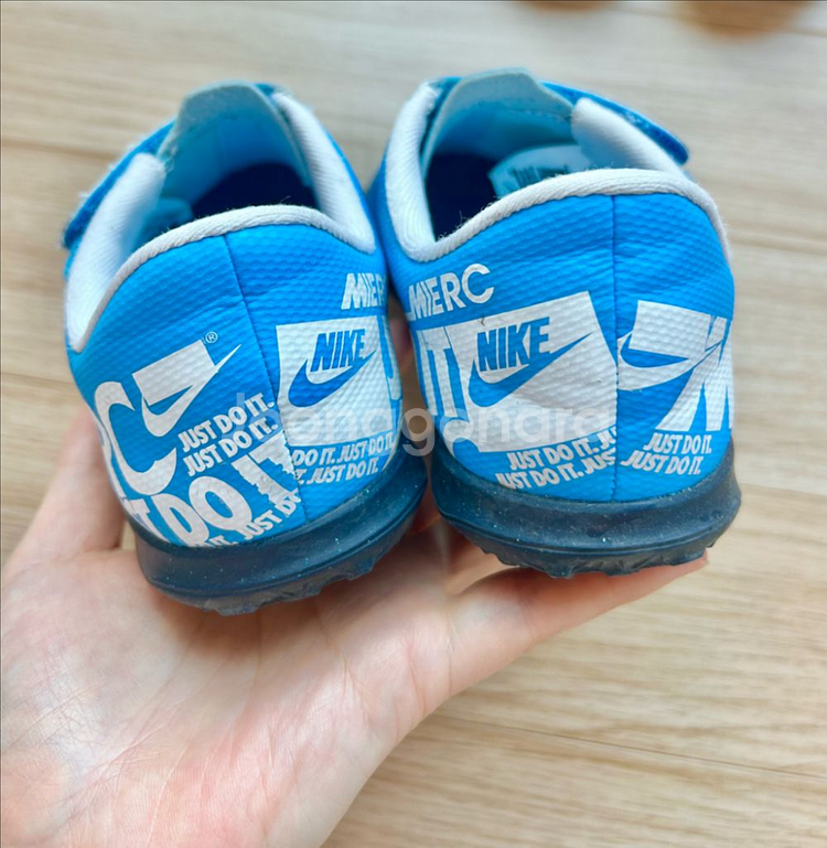 아동 나이키 축구화 풋살화 13C--2