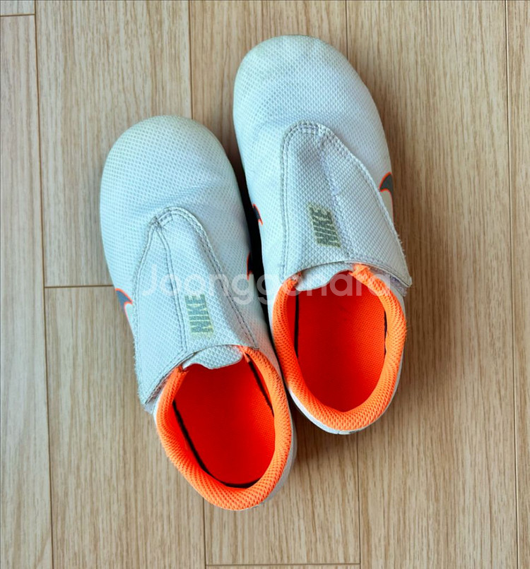 아동 나이키 축구화 풋살화 13C--7