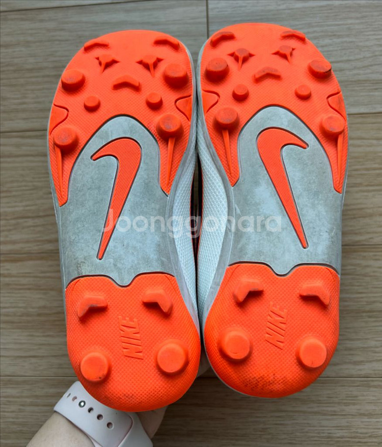 아동 나이키 축구화 풋살화 13C--8