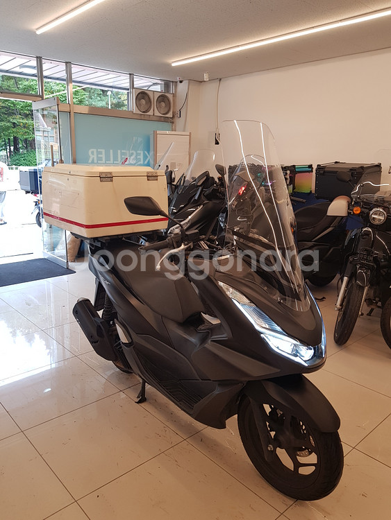 배달셋팅 완 ! 22년 pcx125 빠르게 팝니다 !--0