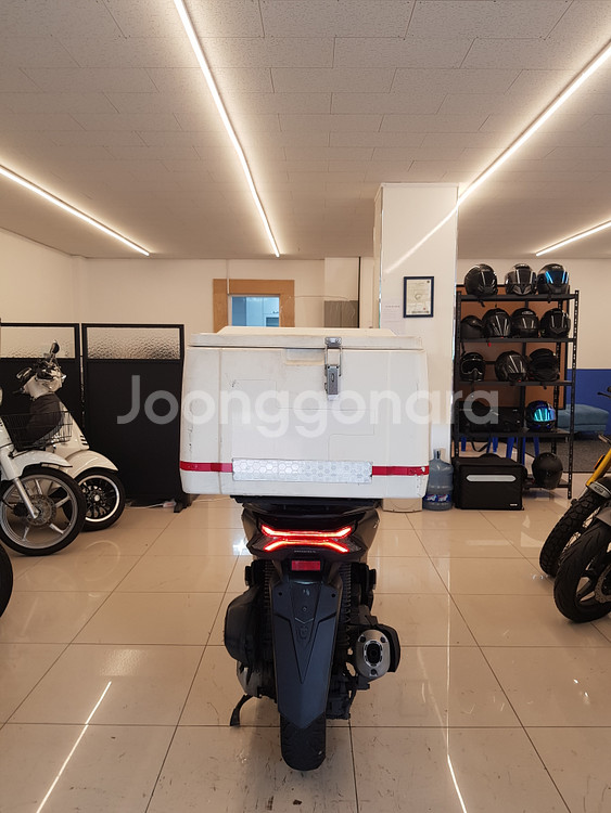 배달셋팅 완 ! 22년 pcx125 빠르게 팝니다 !--5