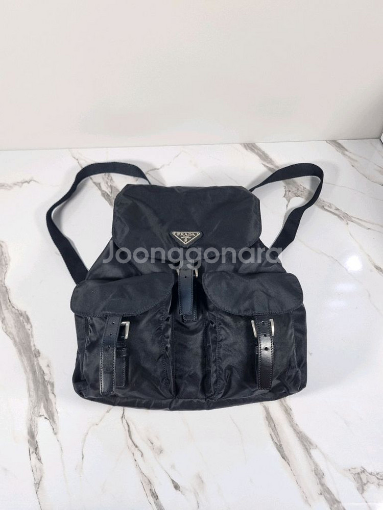 프라다백팩--0