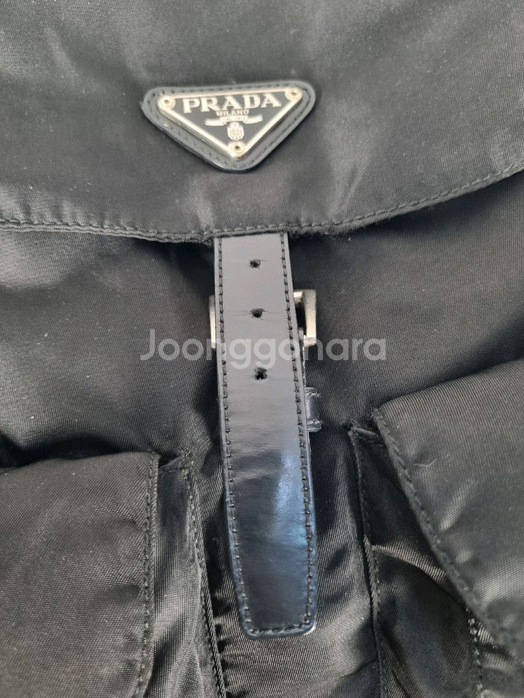 프라다 백팩--8