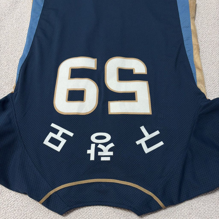 nc다이노스 야구 유니폼 구창모 이미지