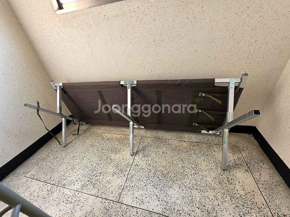 삼일정공 버클형 야전침대(L)팝니다. (6만)--5