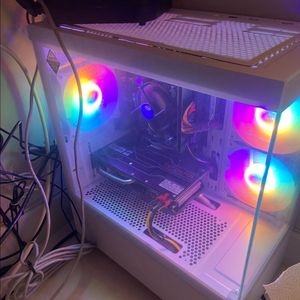 게이밍 컴퓨터 풀 세트 판매합니다