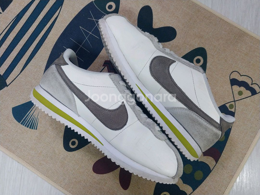 나이키 코르테즈 까치 운동화 (235)--1