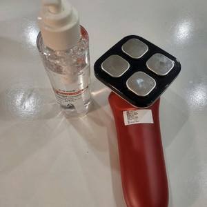 휴그랩 리즈라인V2 고주파 EMS 마사지기