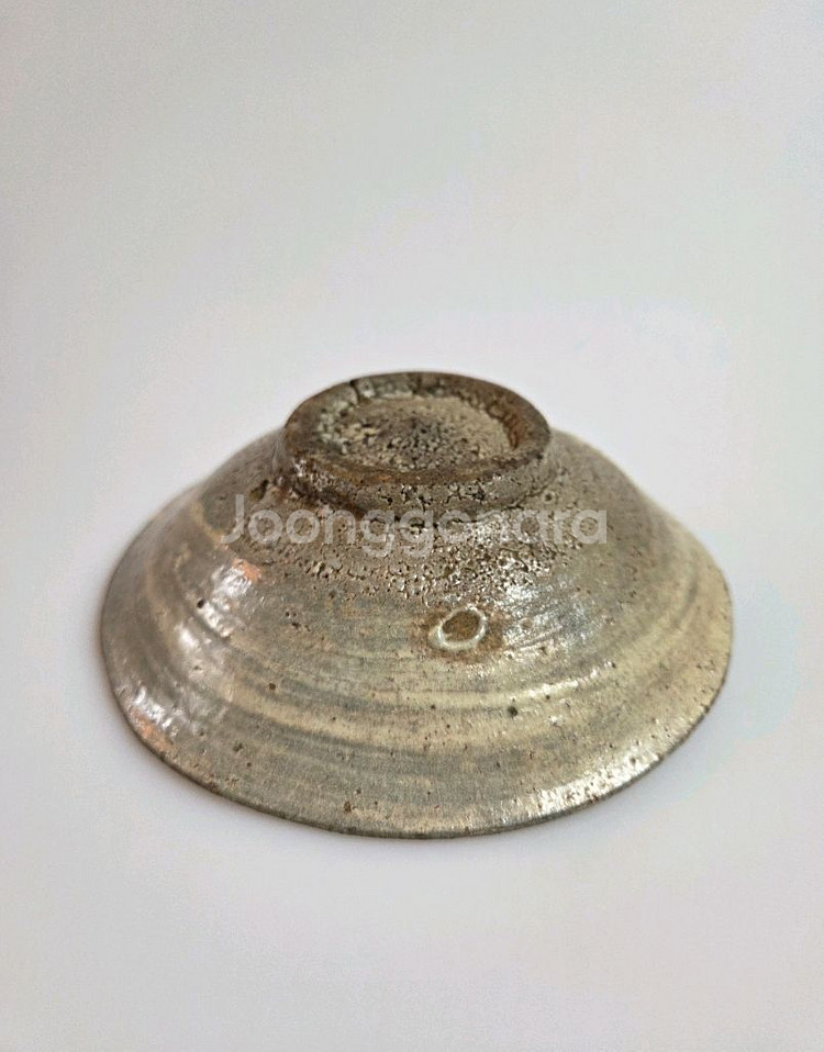 고미술품 조선초기 분청사기 웅천 두동리 귀얄다완--4