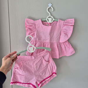 100)여아 러플 상하복 세트