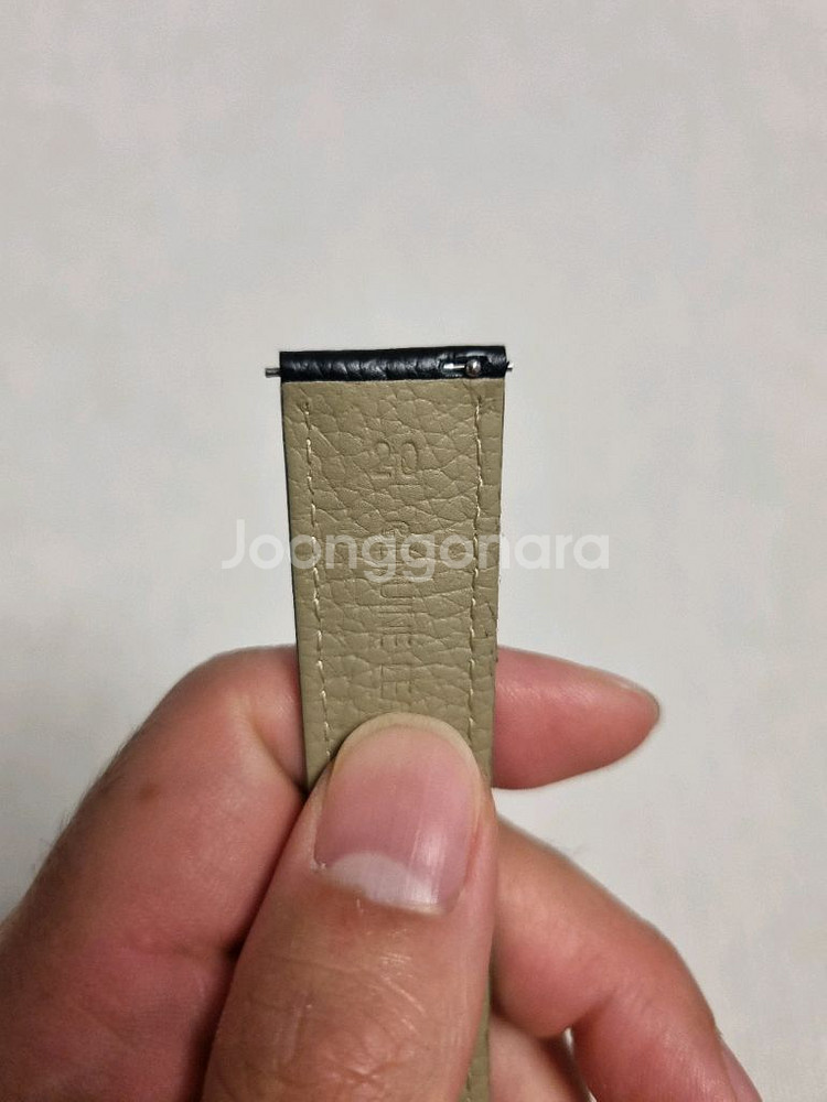 [새상품]까르띠 탱크st 시계줄 20mm--2