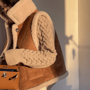 썸제이 테디 무스탕 베스트 양면 (새상품컨디션)