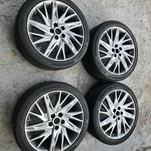 18인치 순정 휠타이어 세트