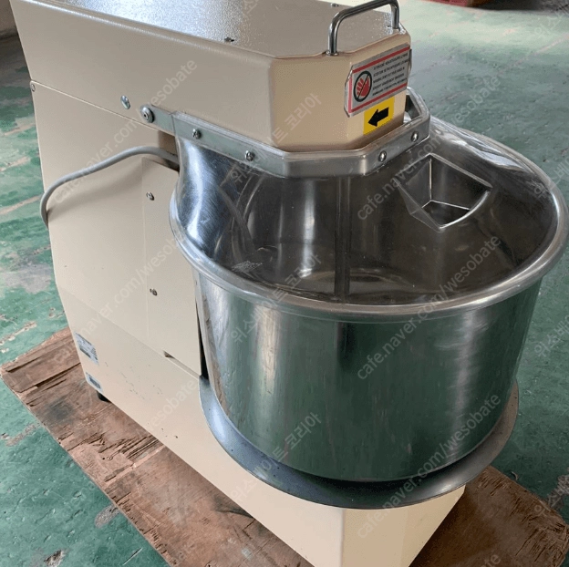 설먼 헤라클레스 15kg 스파이럴믹서 제과제빵기계 중고제과제빵기계 제과제빵 이미지