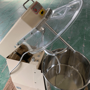설먼 헤라클레스 15kg 스파이럴믹서 제과제빵기계 중고제과제빵기계 제과제빵