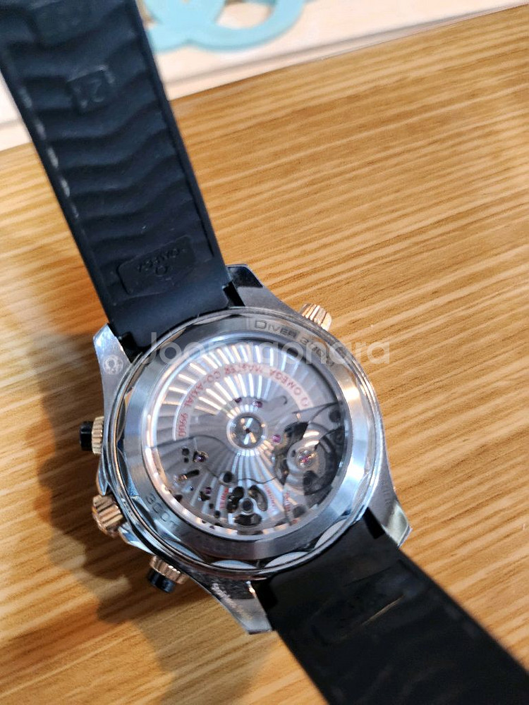 오메가 씨마스터 크로노콤비 18K골드시계--2