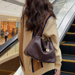 린디 26 가죽 토트 숄더백