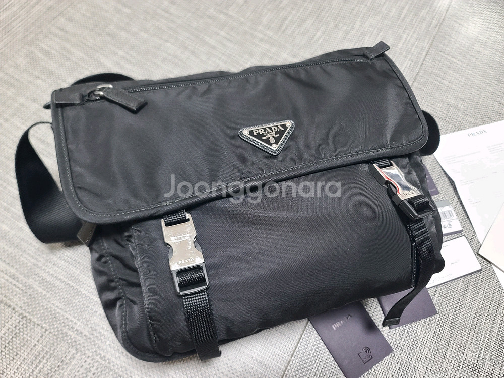 프라다 리나일론 크로스백 메신저백 버클백 1bd671--0