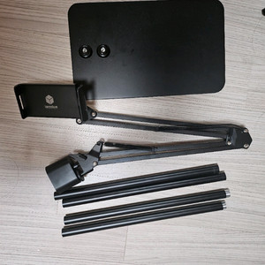 누워서 핸드폰,아이패드 가능한 자바라 거치대 팝니다