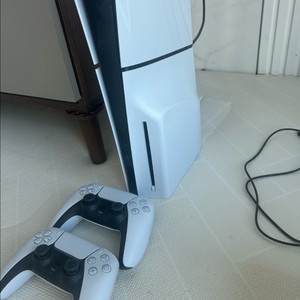 플스5 슬림스텐다드에디션 팝니다(CD포함)