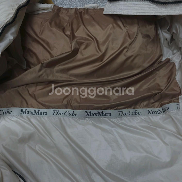 맥스마라 더큐브 노베이 리버시블 패딩--7