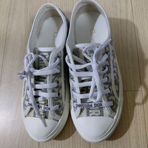 디올 오블리크스니커즈 그레이 34.5판매