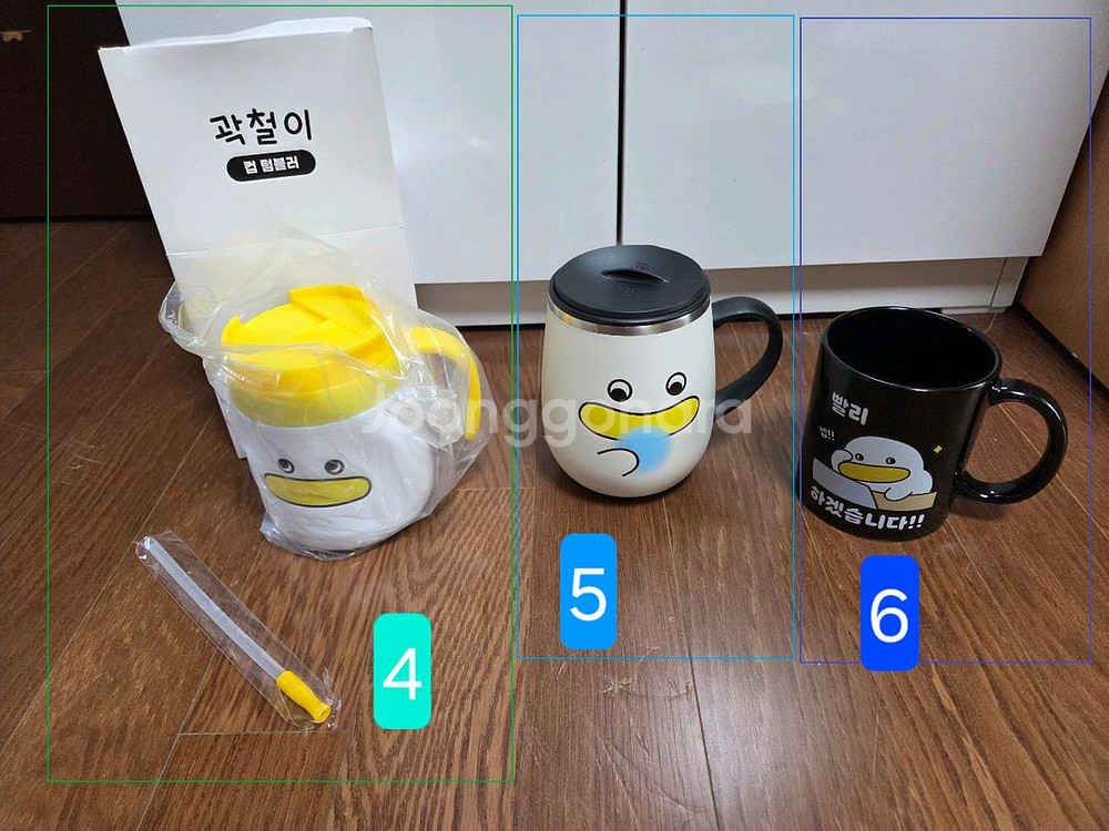 곽철이 팝업 물건들 팝니다.--3