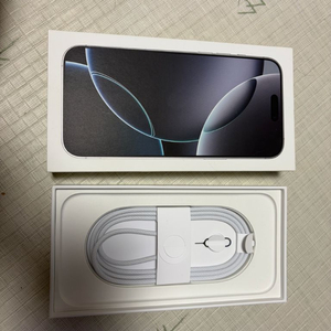 아이폰16프로맥스 512GB 판매합니다.