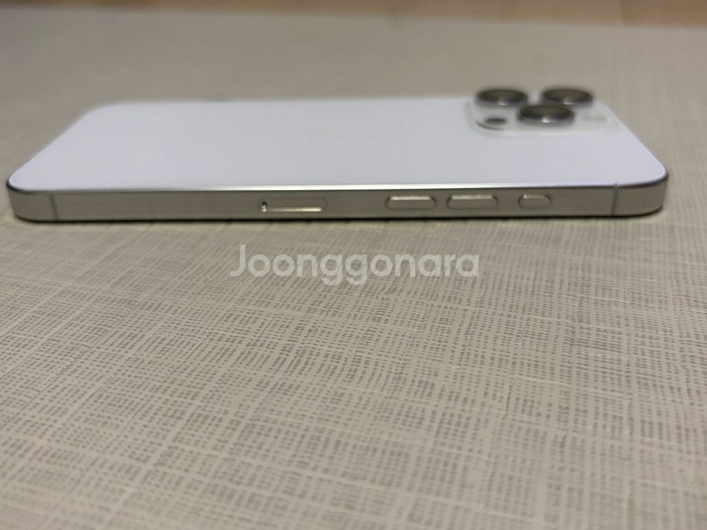 아이폰16프로맥스 512GB 판매합니다.--2